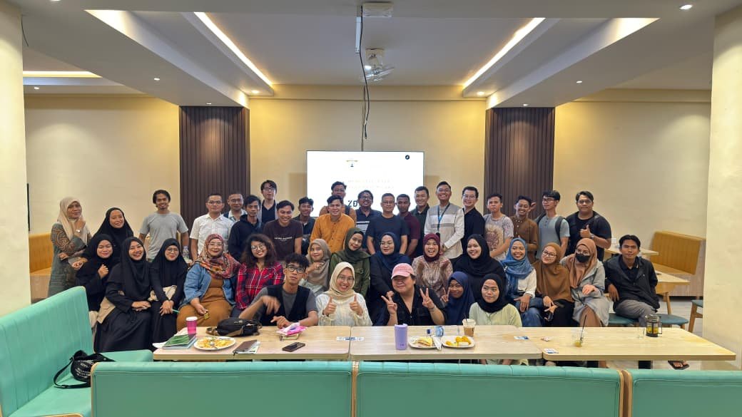 Batam Public Speaking Community Gelar Kelas “Mengatasi Rasa Takut Saat Bicara” Bersama Lenzoe Purba