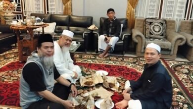 Pererat Silaturahmi, WR III dan Dewan Pertimbangan UMRAH Gelar Kunjungan Muhibbah ke Kediaman Mantan Ketua DPRD Kepri di Batam