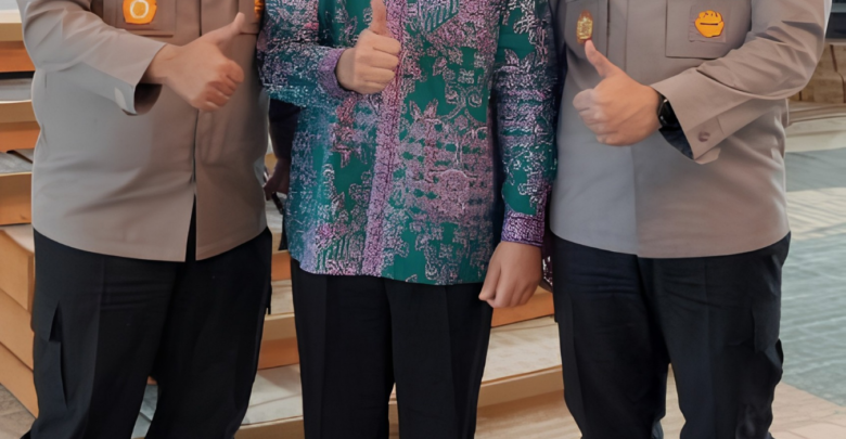 Wakil Rektor III UMRAH Hadiri Upacara dan Syukuran Hari Bhayangkara ke-80 di Polda Kepri