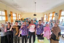 Pengabdian Lintas Fakultas UMRAH Perkuat Program Adiwiyata dan Budaya Peduli Lingkungan di SMPN 11 Tanjungpinang