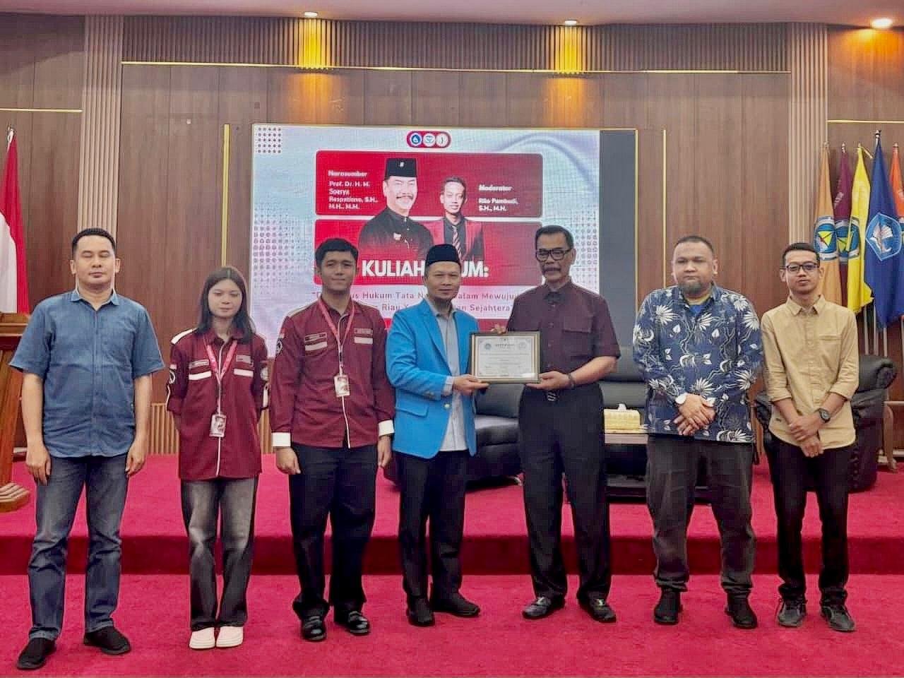 Kuliah Umum Hukum Tata Negara