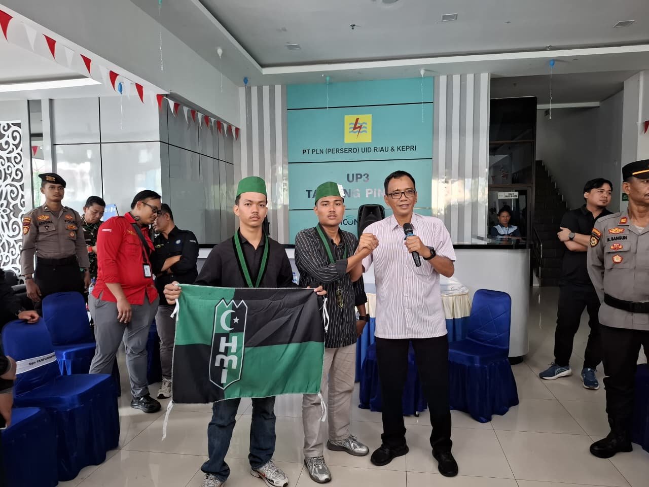 Himpunan Mahasiswa Islam (HMI) Cabang Tanjungpinang-Bintan mengapresiasi PT PLN (Persero) atas upaya pemulihan listrik di wilayah Tanjungpinang dan Bintan