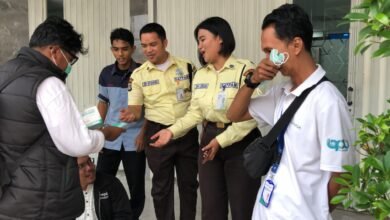 Mahasiswa Tanjungpinang Bagikan Masker, Soroti Kualitas Udara